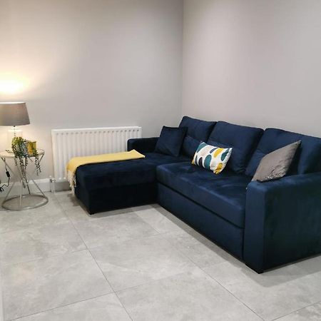 Modern 3-Bed Apartment In Magherafelt Sleeps 8 Ngoại thất bức ảnh