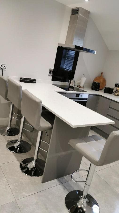 Modern 3-Bed Apartment In Magherafelt Sleeps 8 Ngoại thất bức ảnh
