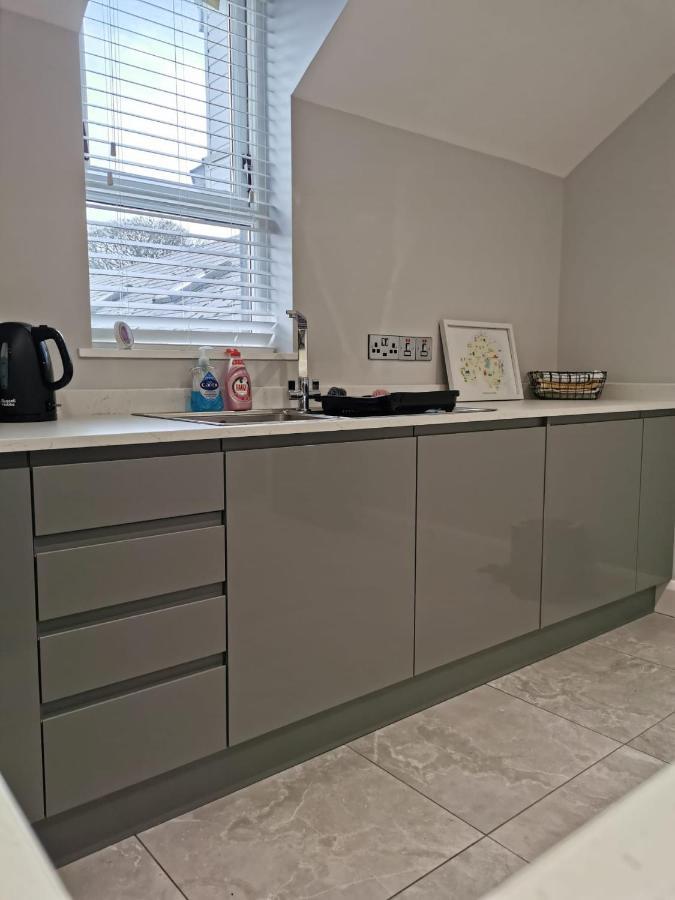 Modern 3-Bed Apartment In Magherafelt Sleeps 8 Ngoại thất bức ảnh