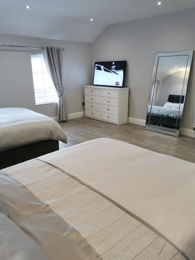 Modern 3-Bed Apartment In Magherafelt Sleeps 8 Ngoại thất bức ảnh
