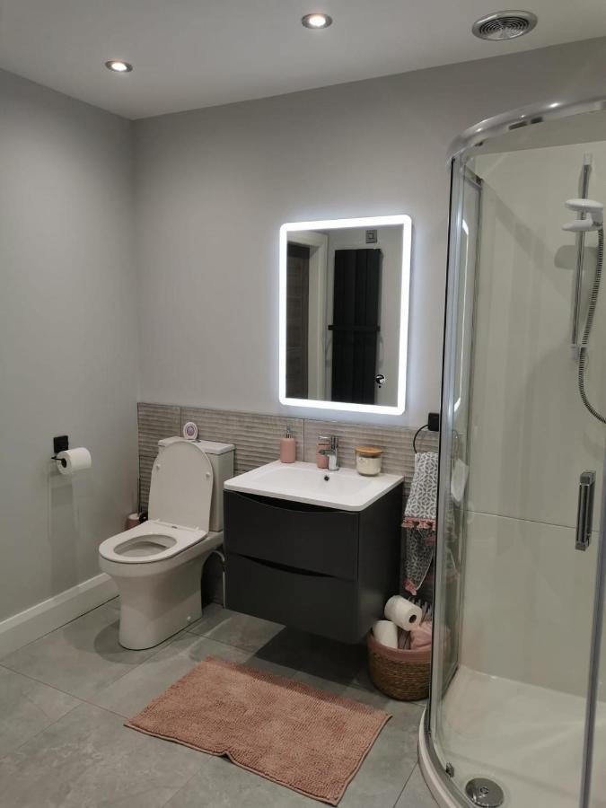 Modern 3-Bed Apartment In Magherafelt Sleeps 8 Ngoại thất bức ảnh