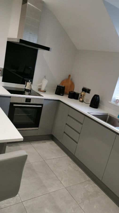 Modern 3-Bed Apartment In Magherafelt Sleeps 8 Ngoại thất bức ảnh