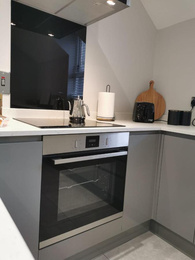 Modern 3-Bed Apartment In Magherafelt Sleeps 8 Ngoại thất bức ảnh